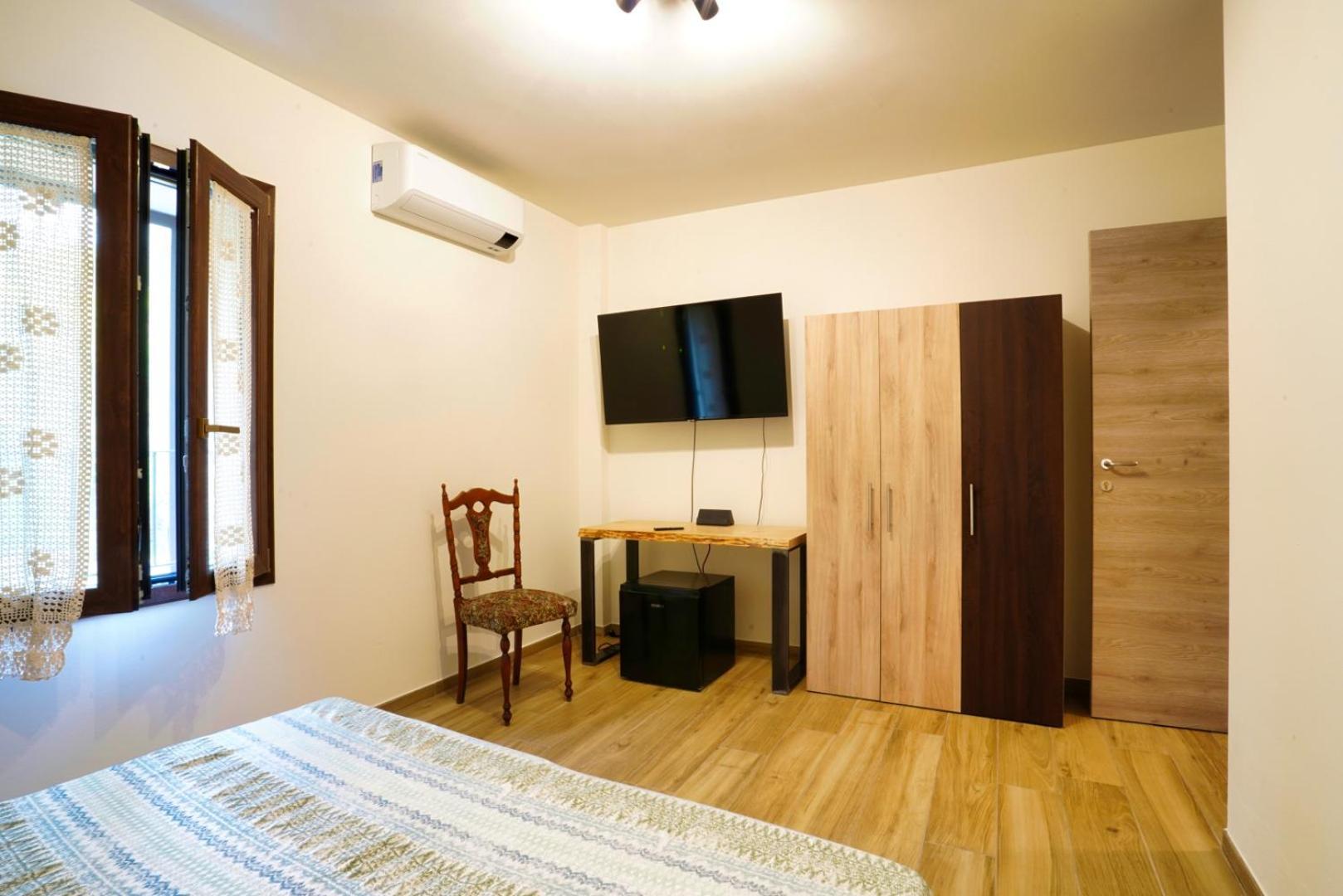 Ca Mandarein Bed & Breakfast Quattro Castella ภายนอก รูปภาพ